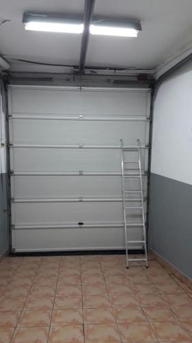 Seccionales 1 - Reparaci&oacute;n Puertas de Garaje Alcal&aacute; de Henares